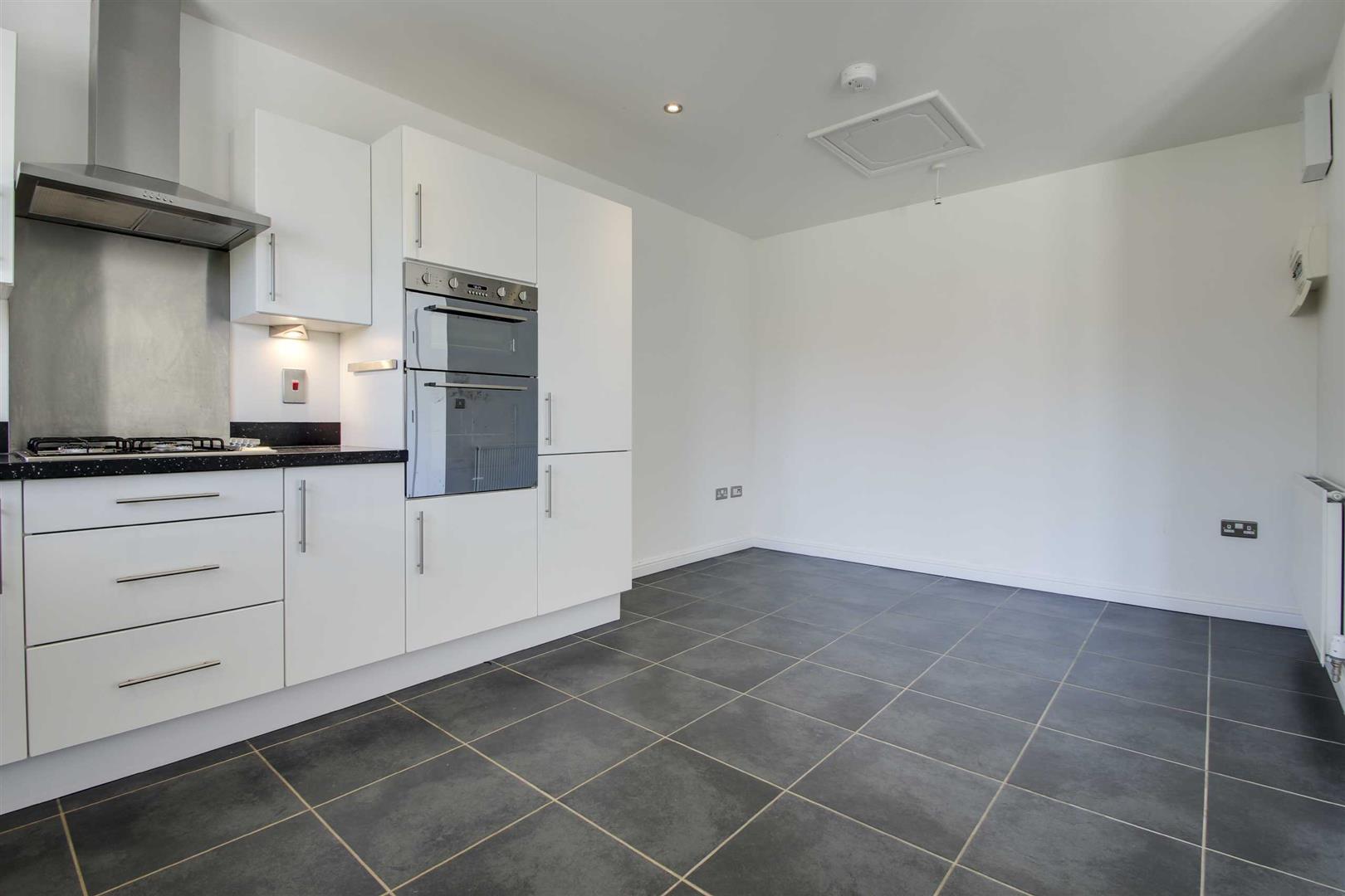 Wreschner Close, Deanshanger, Milton Keynes